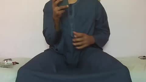 Snapshot of amir_elaraby chatting on 10.30.25 Amir online show from 10.30.25