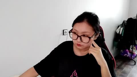 Snapshot of amiramita chatting on 06.02.26 Kathrynenijou online show from 06.02.26
