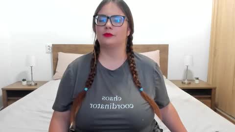 Amira Vyxen online show from 09.08.25