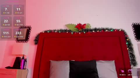 Snapshot of ammbar_foxx chatting on 12.31.24 ambar online show from 12.31.24