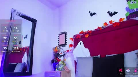 Snapshot of ammbar_foxx chatting on 10.20.25 ambar online show from 10.20.25