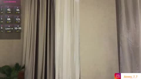 Snapshot of ammy_cumwme chatting on 10.03.25 Ammy dont forget to thumbs up me online show from 10.03.25