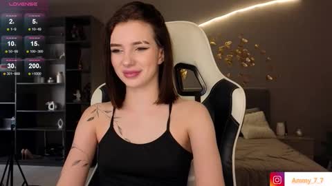 Snapshot of ammy_cumwme chatting on 10.12.25 Ammy dont forget to thumbs up me online show from 10.12.25