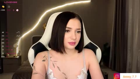 Snapshot of ammy_cumwme chatting on 11.14.25 Ammy dont forget to thumbs up me online show from 11.14.25