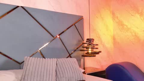 Snapshot of ammy_durand chatting on 10.16.25 ammy durand online show from 10.16.25