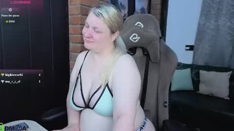Snapshot of ammy_soon chatting on 07.11.26 Ammy Soon online show from 07.11.26