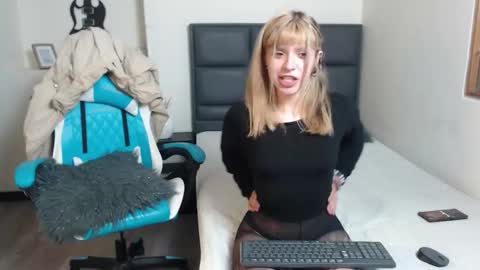 Amnesia online show from 10.16.25