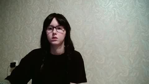 Amomira online show from 10.12.25