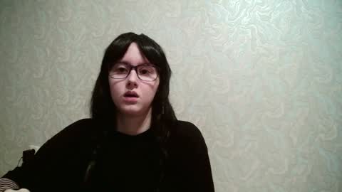 Snapshot of amomira chatting on 04.04.26 Amomira online show from 04.04.26