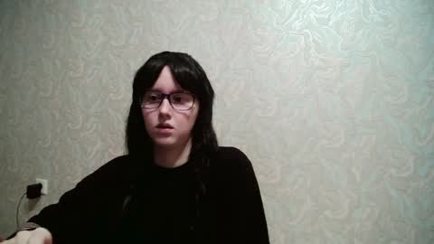 Snapshot of amomira chatting on 04.13.26 Amomira online show from 04.13.26
