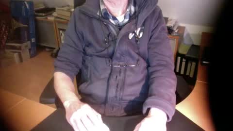 Amor2200 online show from 12.14.25