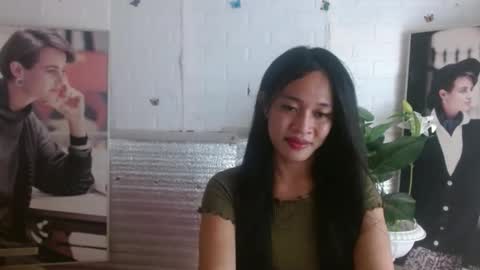 amor_power27 online show from 10.17.25