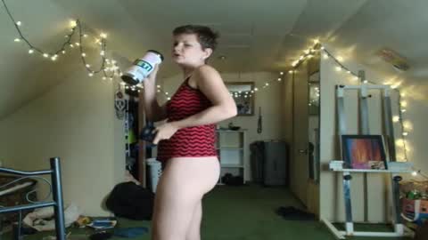 Snapshot of amoramystic chatting on 10.14.25 Amora Mystic online show from 10.14.25