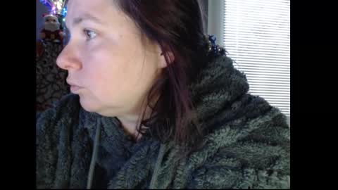 amorelara online show from 10.12.25