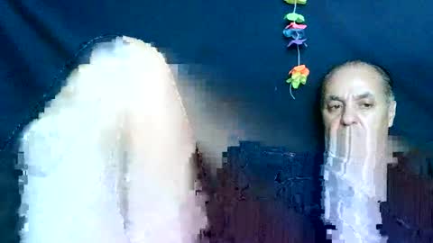 Snapshot of amotuspiesbb chatting on 09.18.25 BETTO online show from 09.18.25