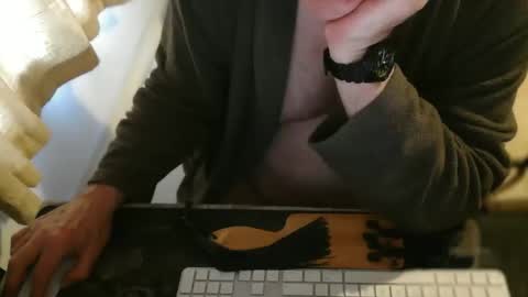 Snapshot of amslave4f chatting on 05.27.26 amslave4f online show from 05.27.26