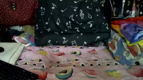 Snapshot of amuy_amuy chatting on 03.11.25 Amuy online show from 03.11.25