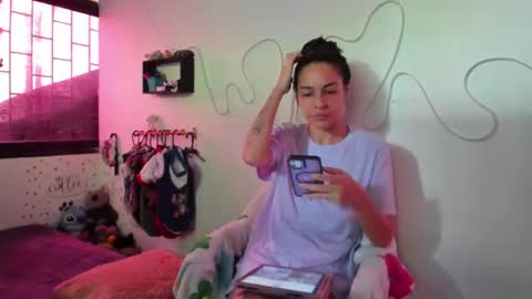 AmyEloise online show from 10.03.25