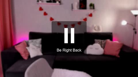 Snapshot of amy_cute_cat chatting on 09.17.25 Amy online show from 09.17.25