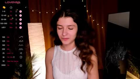 Snapshot of amy_cute_cat chatting on 09.29.25 Amy online show from 09.29.25