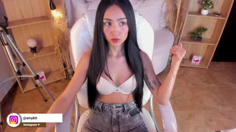     online show from 12.02.24