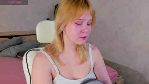 Amy online show from 12.04.25