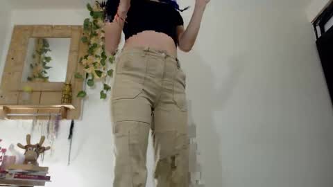 Snapshot of amy_mur chatting on 02.10.25 amy mur online show from 02.10.25