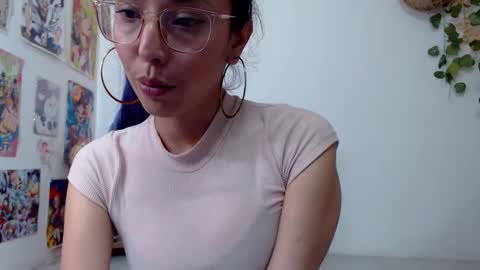 Snapshot of amy_mur chatting on 09.18.25 amy mur online show from 09.18.25