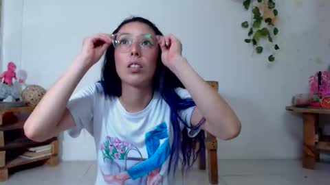 Snapshot of amy_mur chatting on 11.01.25 amy mur online show from 11.01.25