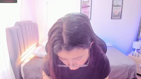 Amy sophia 3 online show from 01.04.25