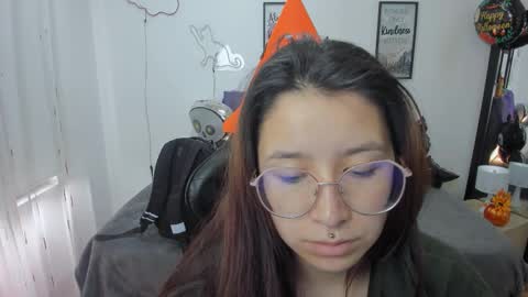 Amy sophia 3 online show from 10.27.25