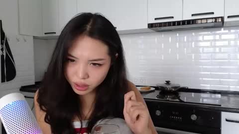 Snapshot of amyalwayshere chatting on 01.15.25 girl next door named Amy online show from 01.15.25