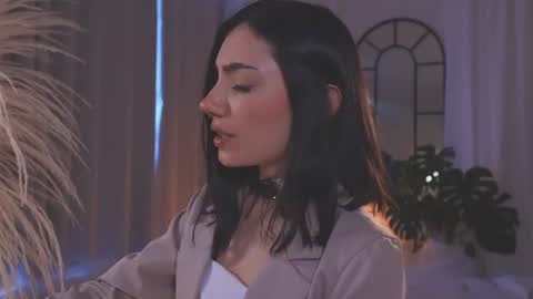 Amy Armstrong online show from 11.13.25