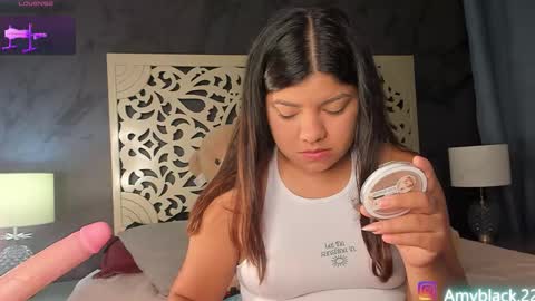 Snapshot of amyblack__ chatting on 10.18.25 Amy online show from 10.18.25