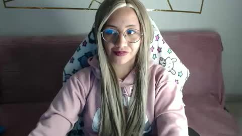 amycosplay99 online show from 11.24.25