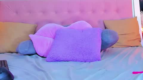 Amyevaans1 online show from 02.24.26