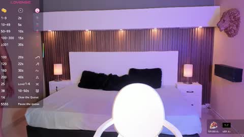 Snapshot of amyjohnsonn chatting on 09.12.25 amyjohnsonn online show from 09.12.25