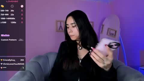 Snapshot of amyolimpo chatting on 03.05.25 Amy ... Nice to meet u thumb up me please its important online show from 03.05.25