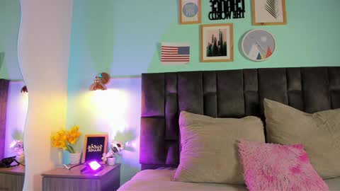 Snapshot of amypalmmer chatting on 01.13.25 AMMY online show from 01.13.25