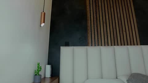 Snapshot of amypalmmer chatting on 02.05.25 AMMY online show from 02.05.25