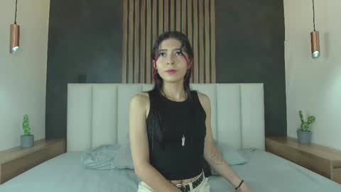 Snapshot of amypalmmer chatting on 02.17.25 AMMY online show from 02.17.25