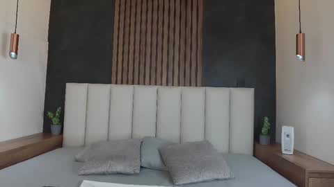 Snapshot of amypalmmer chatting on 02.21.25 AMMY online show from 02.21.25