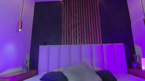 Snapshot of amypalmmer chatting on 02.27.25 AMMY online show from 02.27.25