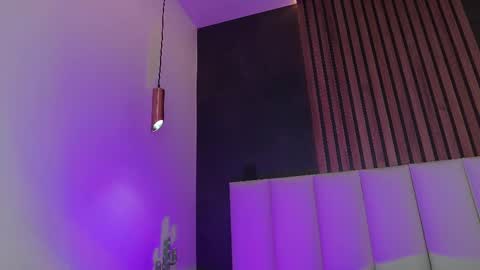 Snapshot of amypalmmer chatting on 03.12.25 AMMY online show from 03.12.25