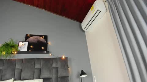 Snapshot of amypalmmer chatting on 10.22.25 AMMY online show from 10.22.25