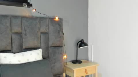 Snapshot of amypalmmer chatting on 10.23.25 AMMY online show from 10.23.25