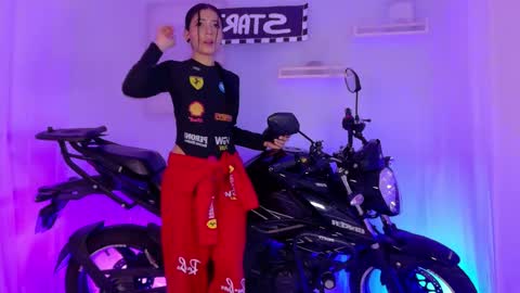 Snapshot of amypalmmer chatting on 11.01.25 AMMY online show from 11.01.25