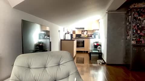 Snapshot of amyroberta92 chatting on 10.10.25 amyroberta92 online show from 10.10.25