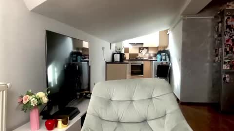 Snapshot of amyroberta92 chatting on 10.28.25 amyroberta92 online show from 10.28.25