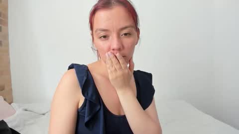 Snapshot of amysweet77 chatting on 11.18.25 Madi online show from 11.18.25